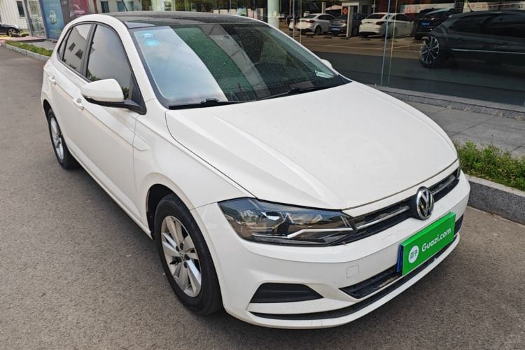 Volkswagen Polo 2020 car image #6