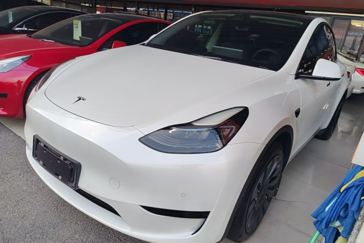Tesla Model Y 2022 #2 Tesla Model Y 2022 immagine di auto #2
