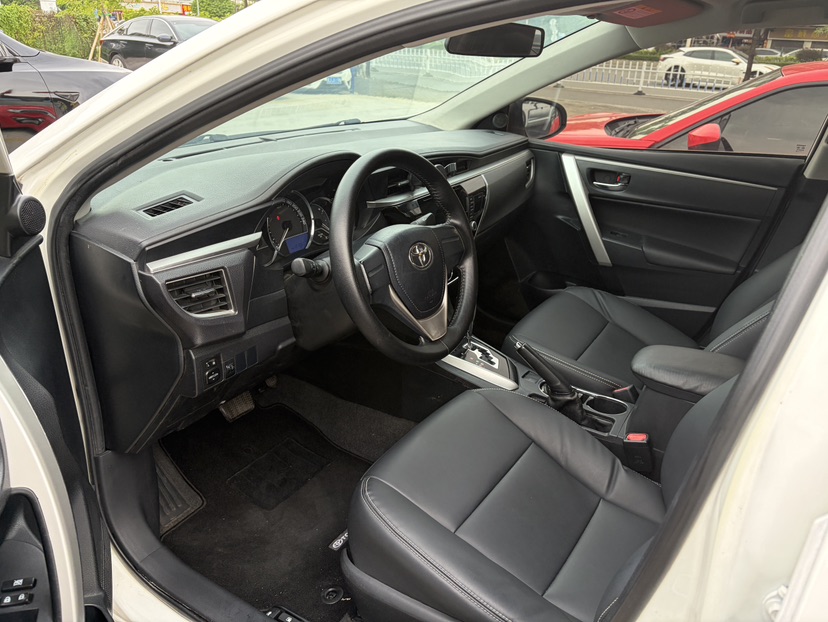 2016 immagine di auto #4