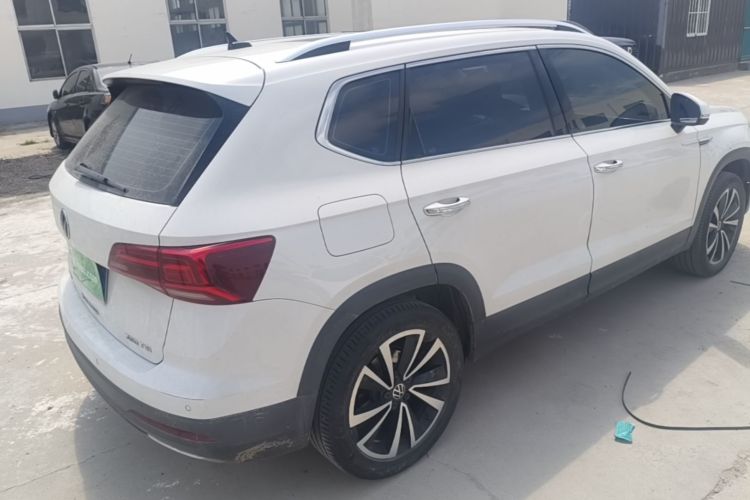 Volkswagen Tharu 2020 car image #7