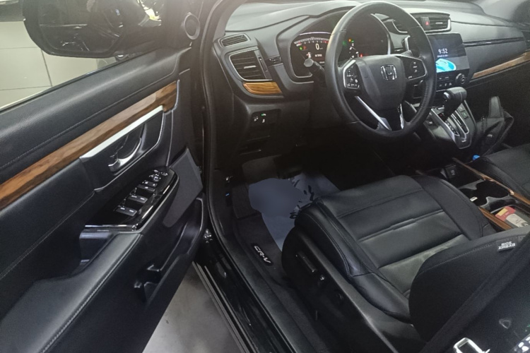 Honda CR-V 2020 car image #12