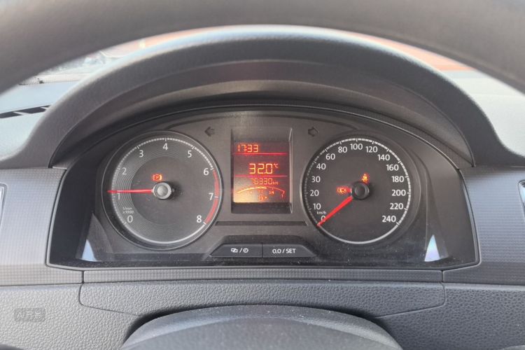 Volkswagen Santana 2019 car image #13