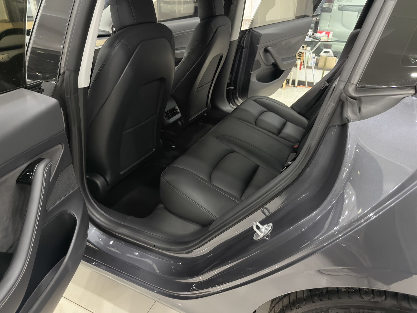 Tesla Model 3 2020 #6 Tesla Model 3 2020 صورة سيارة #6