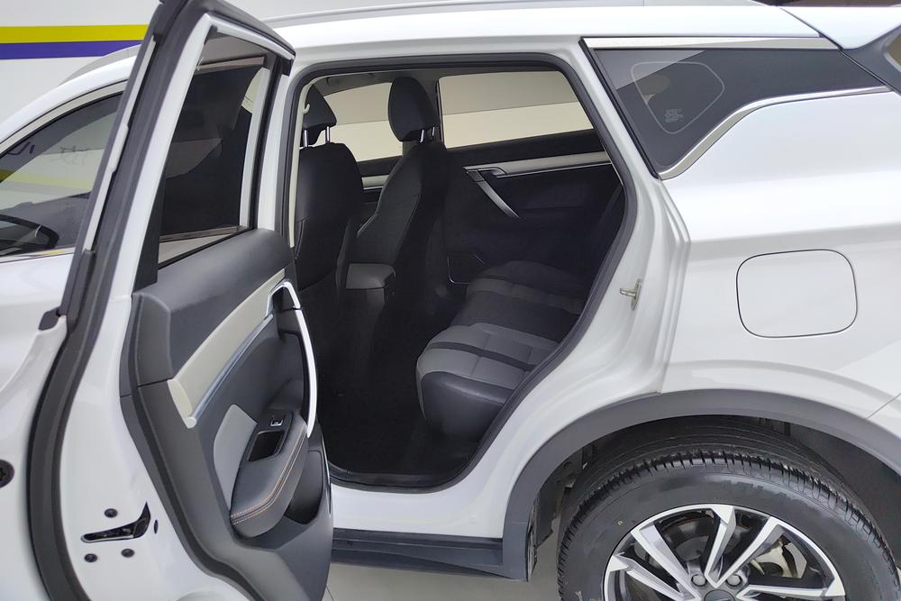 GEELY Coolray 2023 صورة سيارة #16