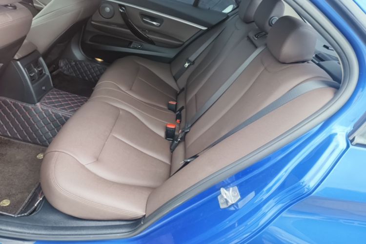 BMW 3 Series 2019 #13 BMW 3 Series 2019 car image #13