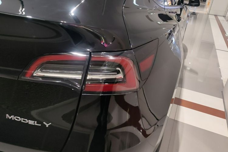 Tesla Model Y 2021 #8 Tesla Model Y 2021 изображение автомобиля #8