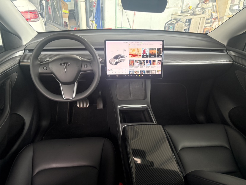 Tesla Model Y 2021 #5 Tesla Model Y 2021 car image #5