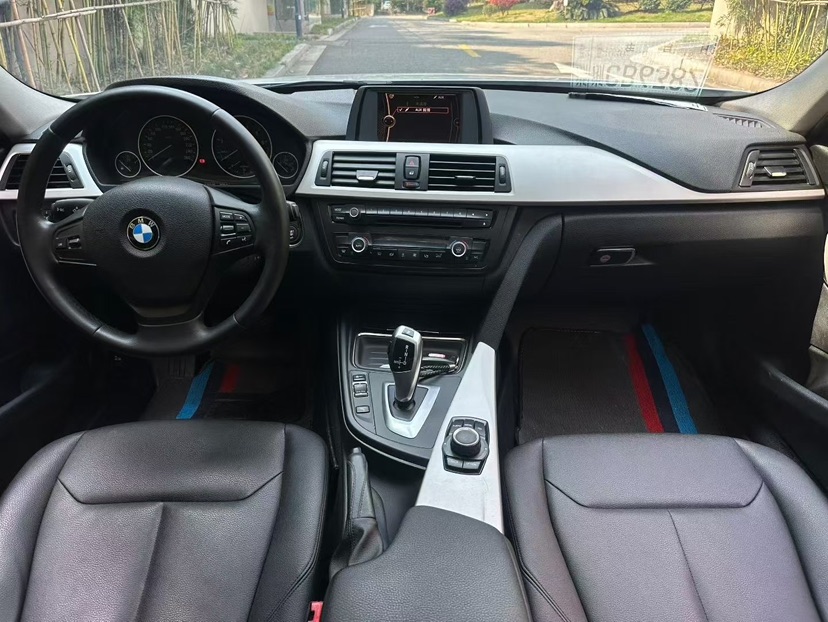 BMW 3 Series 2013 car image #4