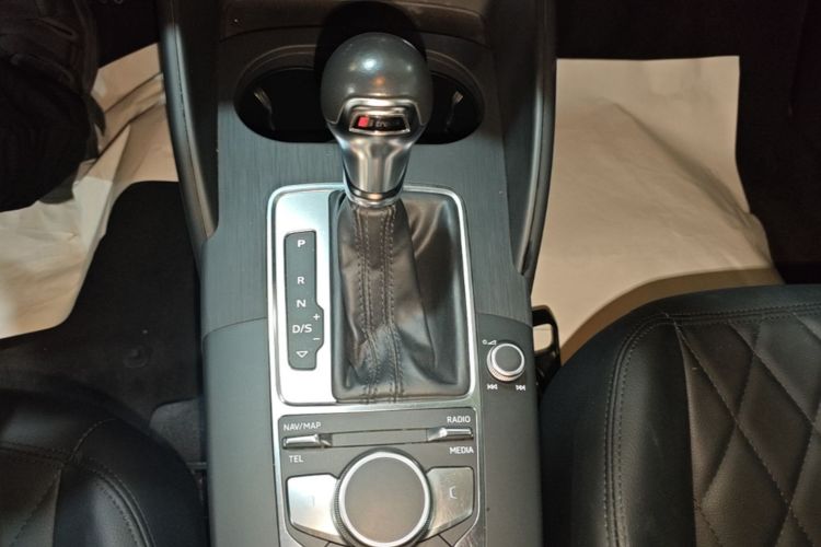 Audi A3 2019 #14 Audi A3 2019 car image #14