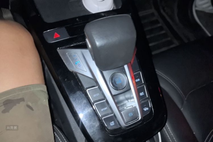 BYD Yuan New Energy 2019 #16 BYD Yuan New Energy 2019 car image #16