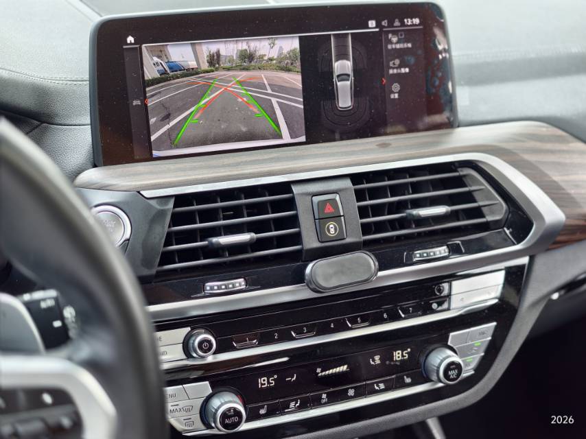BMW X3 2021 car image #13