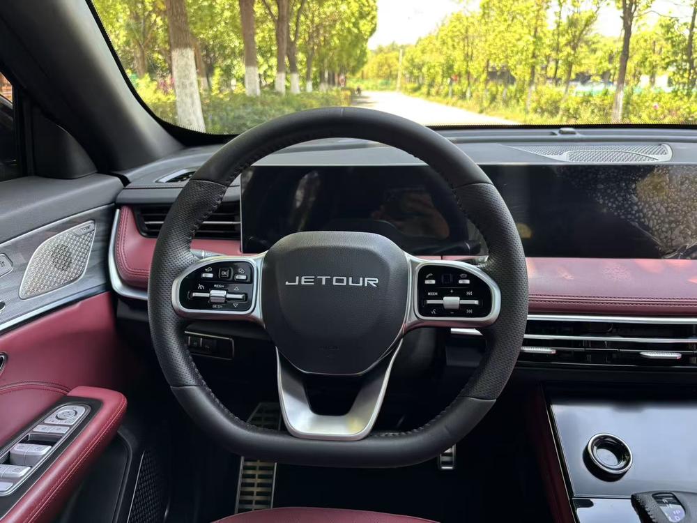 Jetour X70 PLUS 2023 #27 Jetour X70 PLUS 2023 car image #27