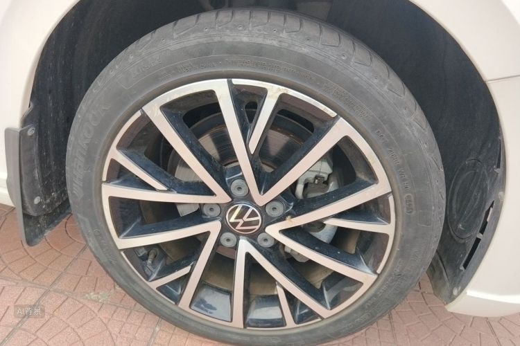 Volkswagen Lavida 2022 car image #9