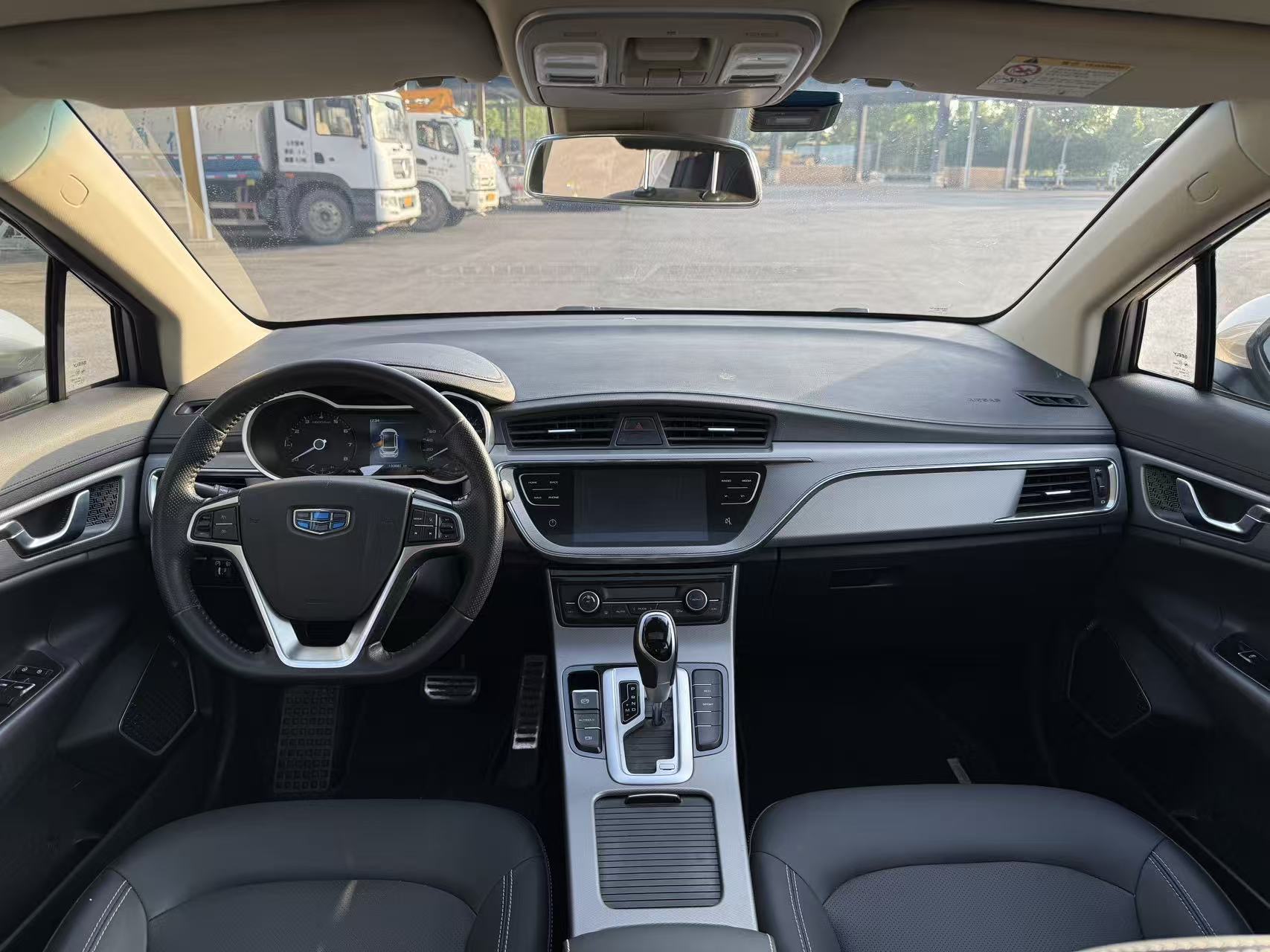 GEELY Emgrand GS 2019 car image #9