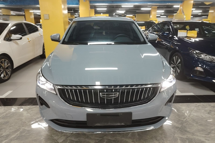 GEELY Emgrand 2024 car image #3