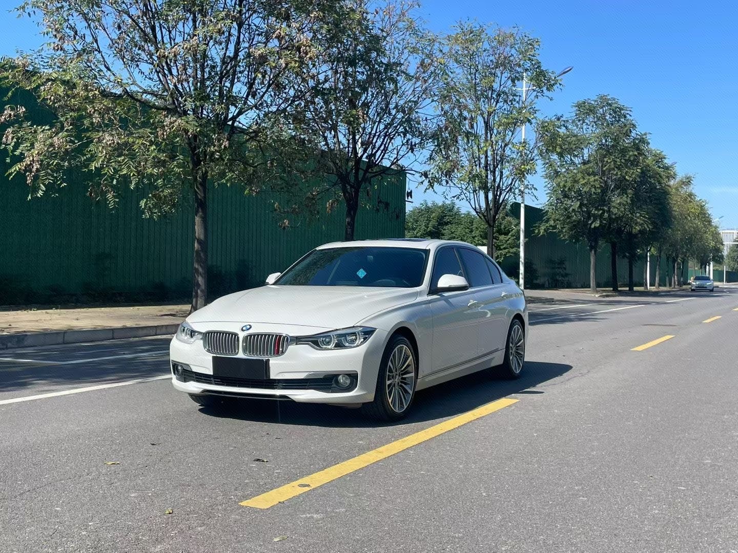 BMW 3 Series 2019 BMW 3 Series 2019 صورة سيارة