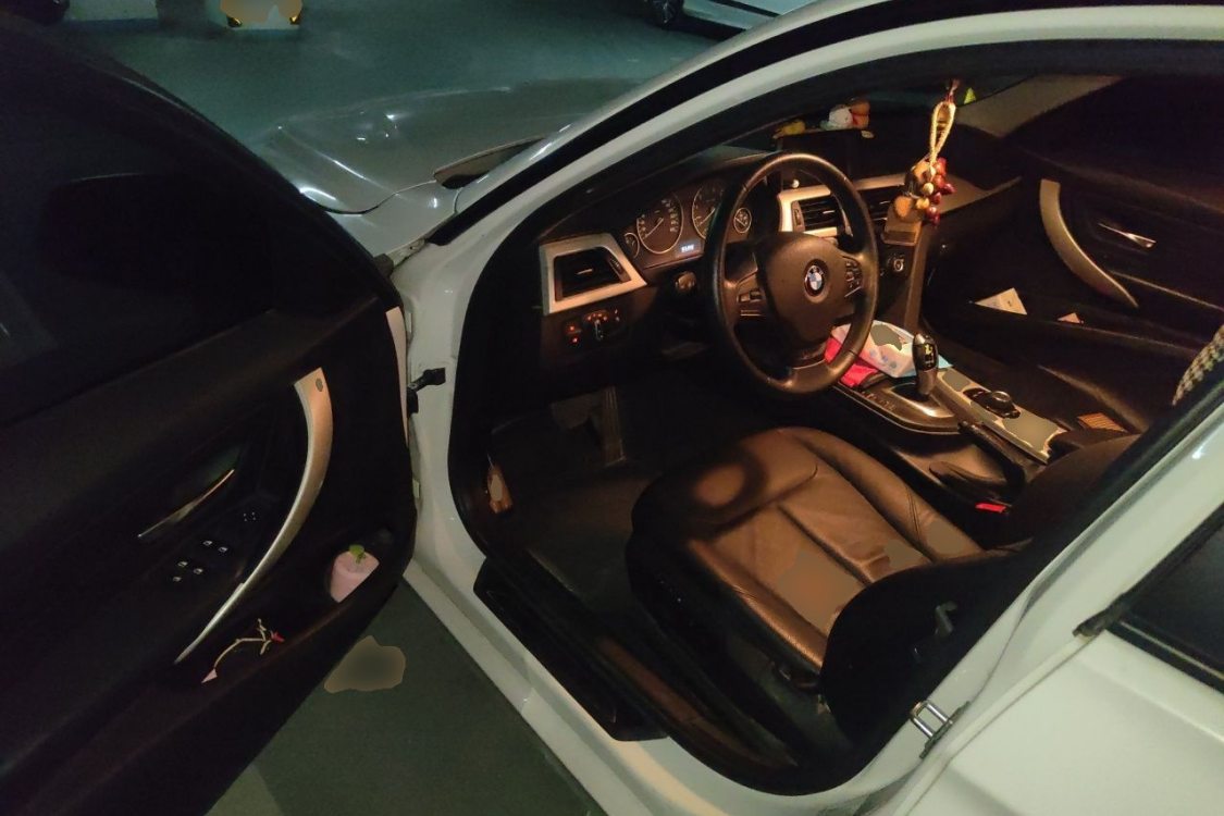 BMW 3 Series 2014 صورة سيارة #23