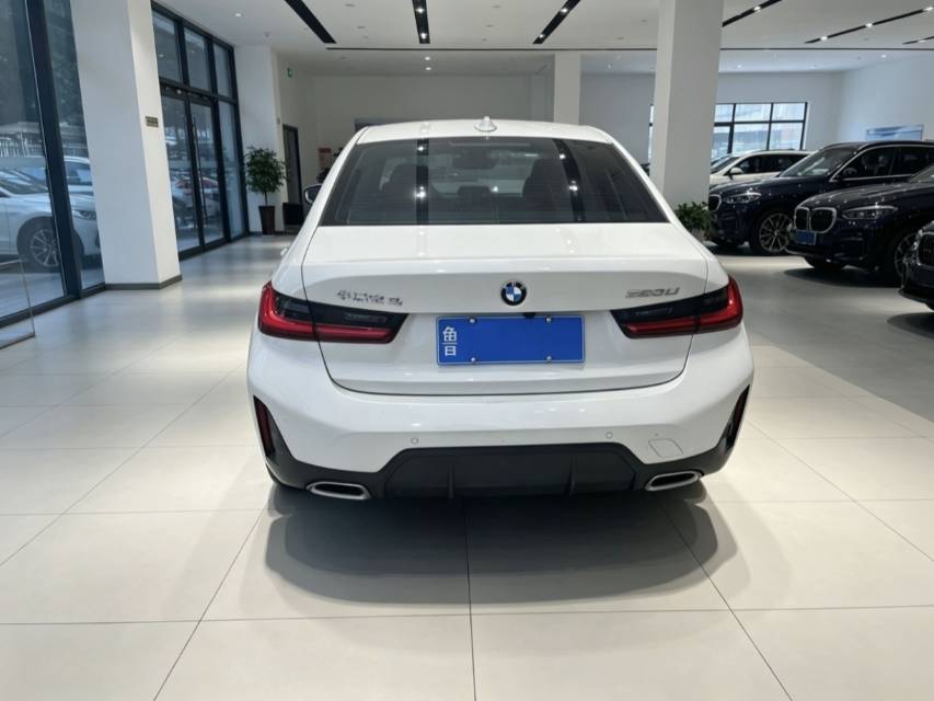 BMW 3 Series 2023 car image #2