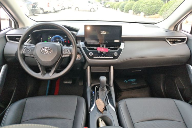 Toyota Corolla Cross 2024 car image #10