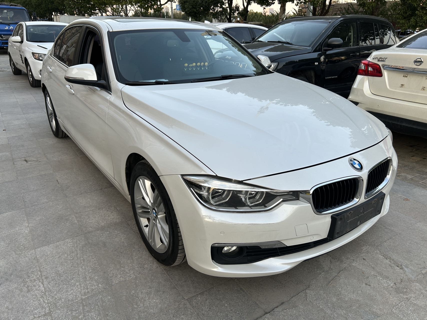 BMW 3 Series 2017 #5 BMW 3 Series 2017 car image #5