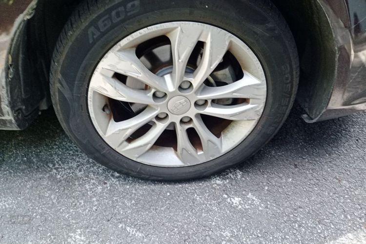 GEELY Emgrand 2014 #9 GEELY Emgrand 2014 car image #9