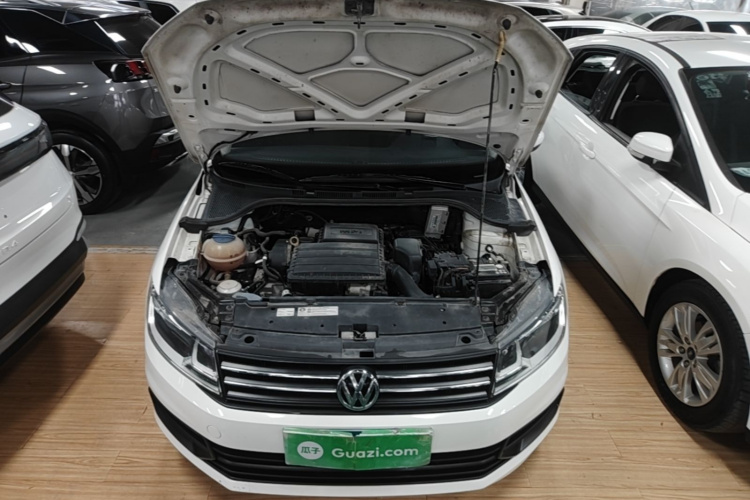 Volkswagen Santana 2022 car image #22