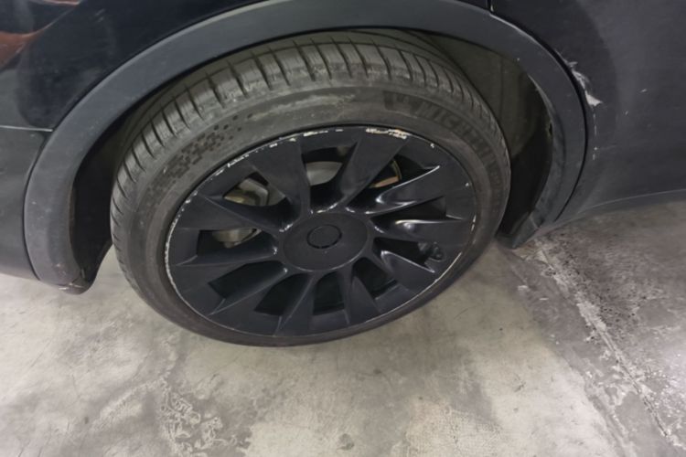 Tesla Model Y 2022 #10 Tesla Model Y 2022 car image #10