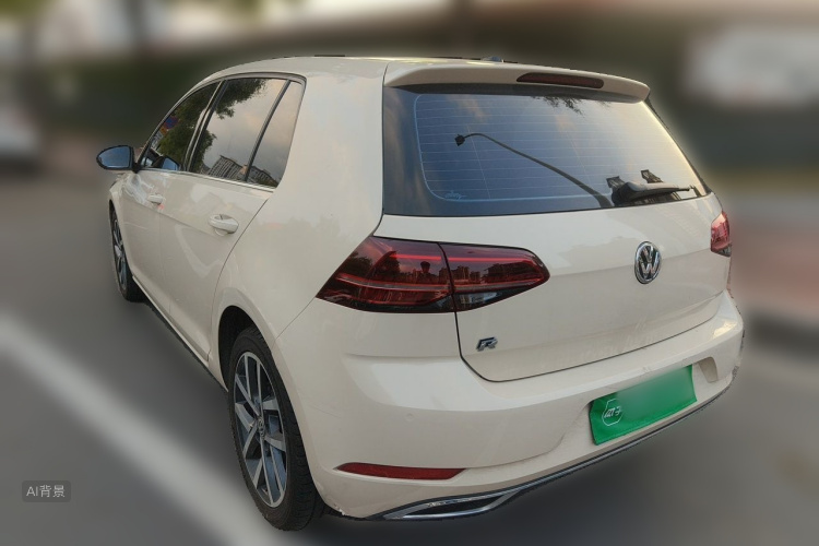 Volkswagen Golf 2019 car image #5