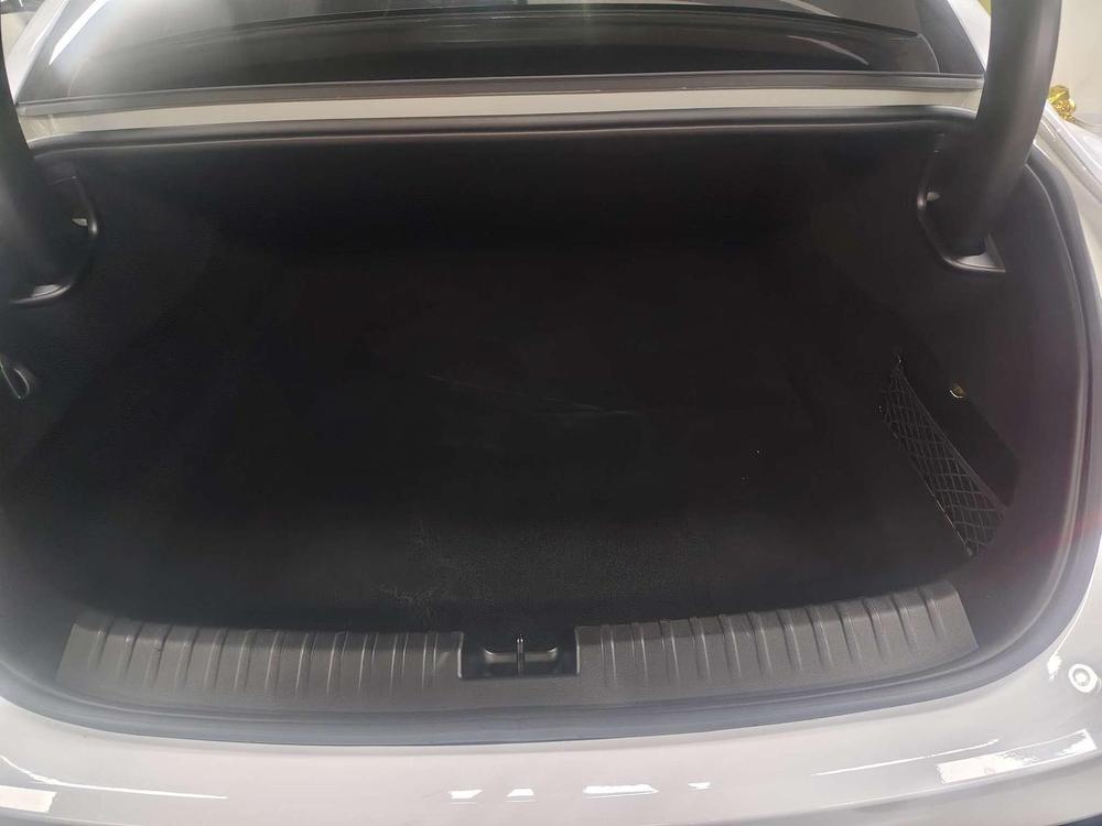 2026 #17 2026 immagine di auto #17