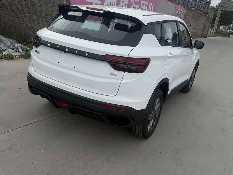 GEELY Coolray 2026 #6 GEELY Coolray 2026 изображение автомобиля #6