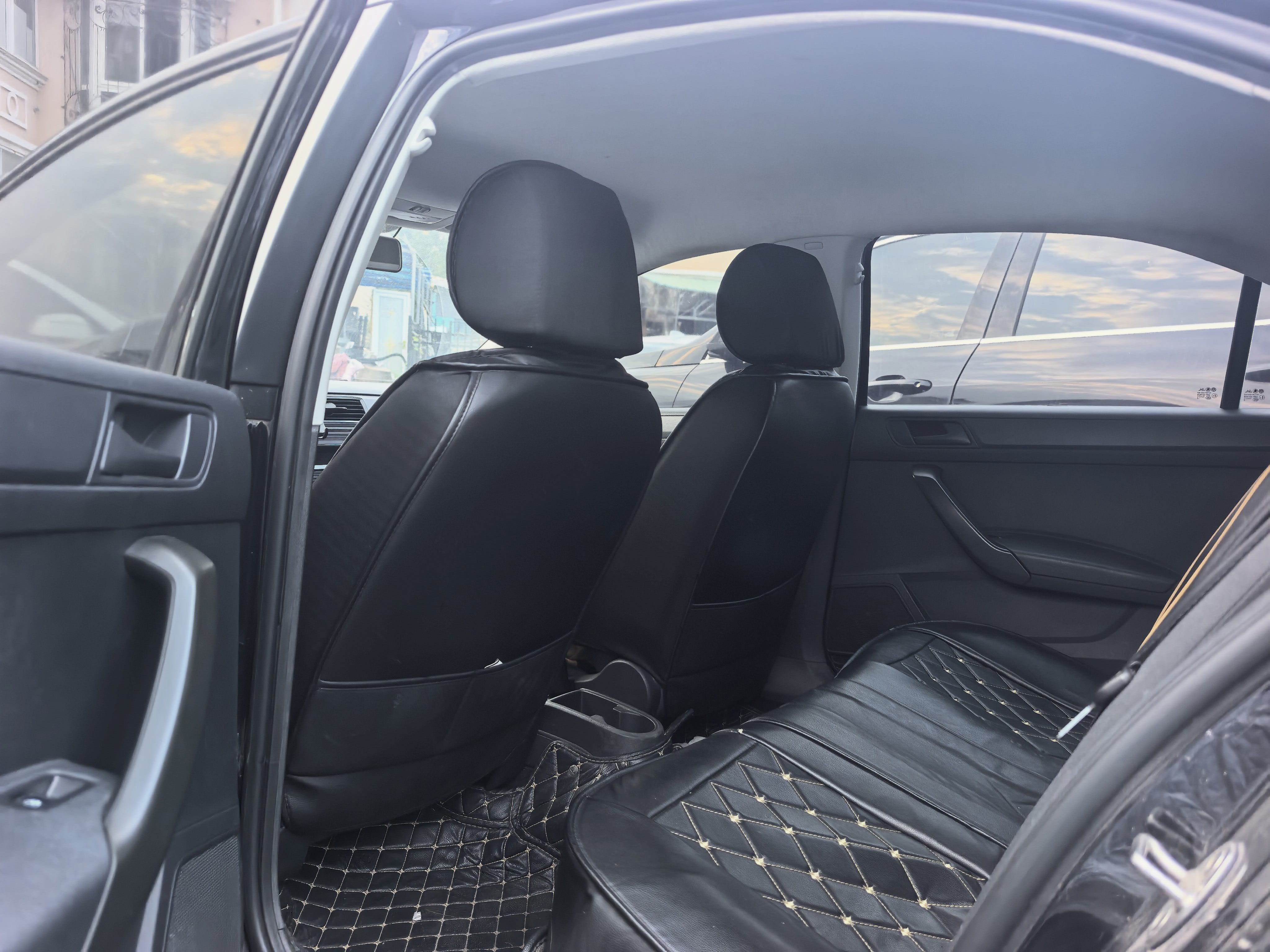 Volkswagen Santana 2018 image de voiture #5