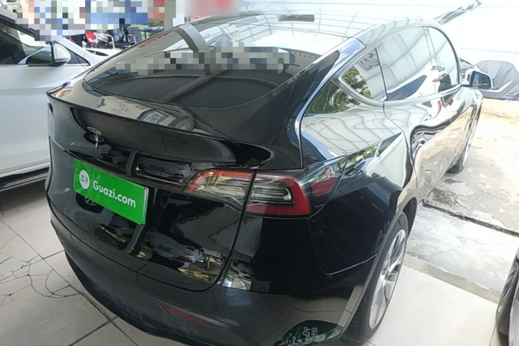 Tesla Model Y 2023 #7 Tesla Model Y 2023 car image #7