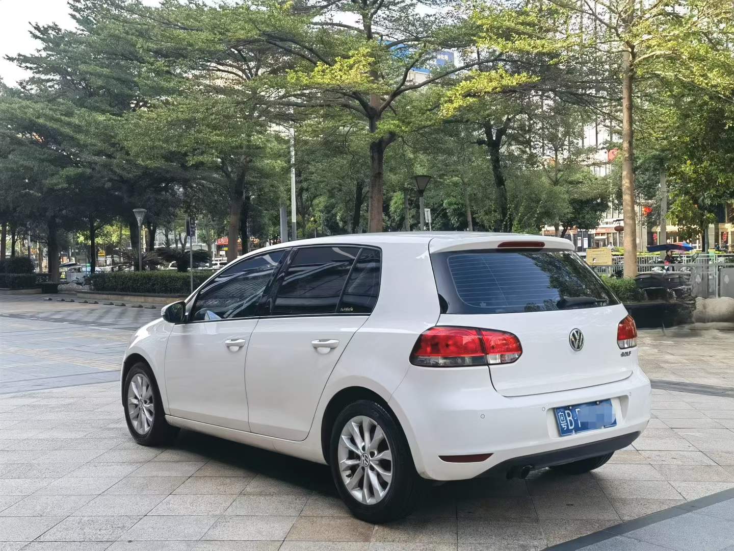 Volkswagen Golf 2011 #8 Volkswagen Golf 2011 car image #8