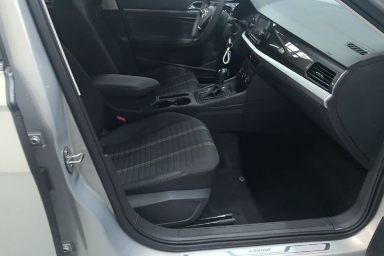 Volkswagen Lavida 2019 #24 Volkswagen Lavida 2019 car image #24
