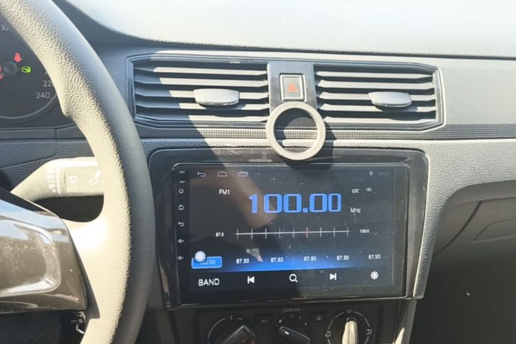 Volkswagen Santana 2019 #13 Volkswagen Santana 2019 car image #13