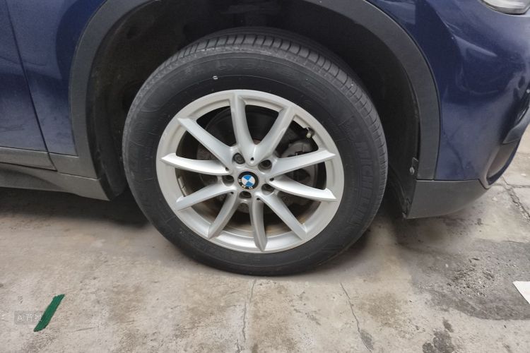 BMW X1 2017 car image #9