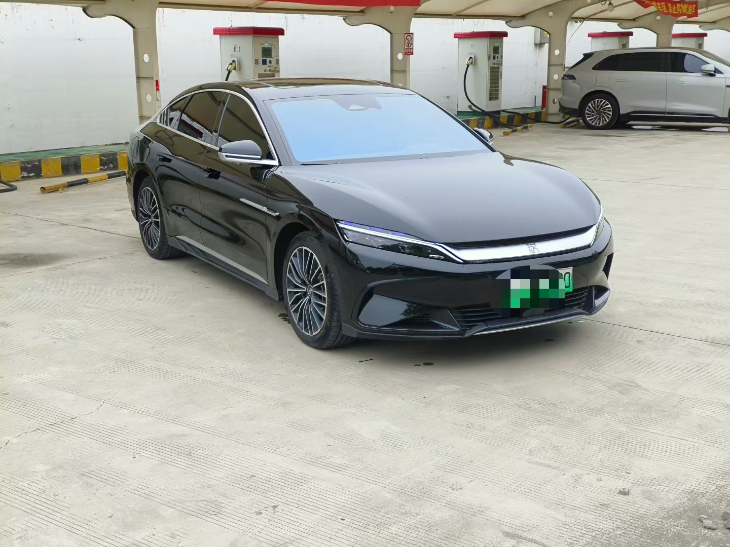 BYD Han 2024 car image #3