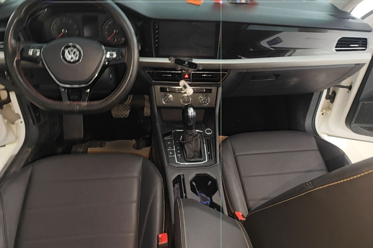 Volkswagen Lavida 2019 car image #11
