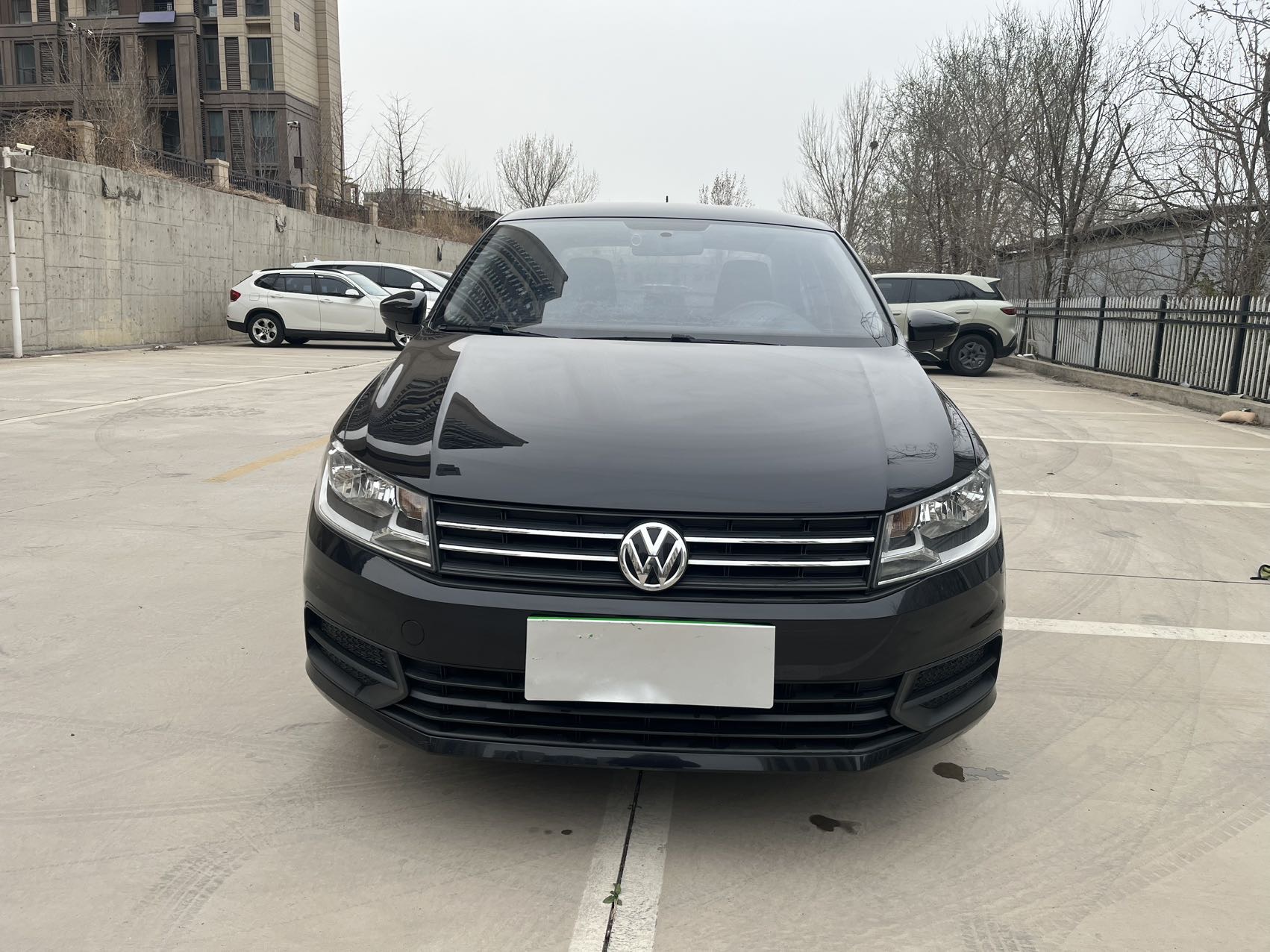 Volkswagen Santana 2020 car image #2