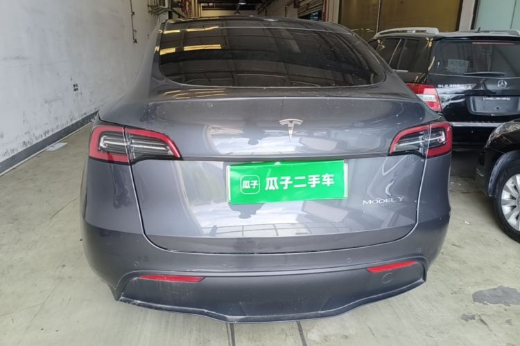 Tesla Model Y 2021 #6 Tesla Model Y 2021 car image #6