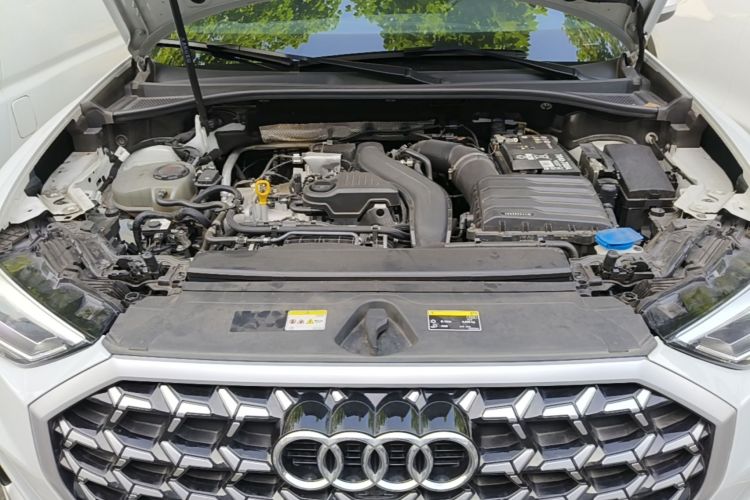 Audi Q3 2024 image de voiture #20