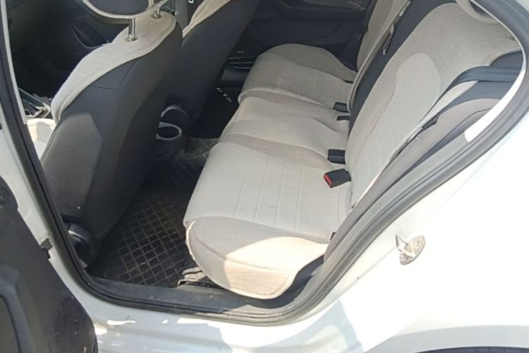 Volkswagen Santana 2019 #19 Volkswagen Santana 2019 car image #19