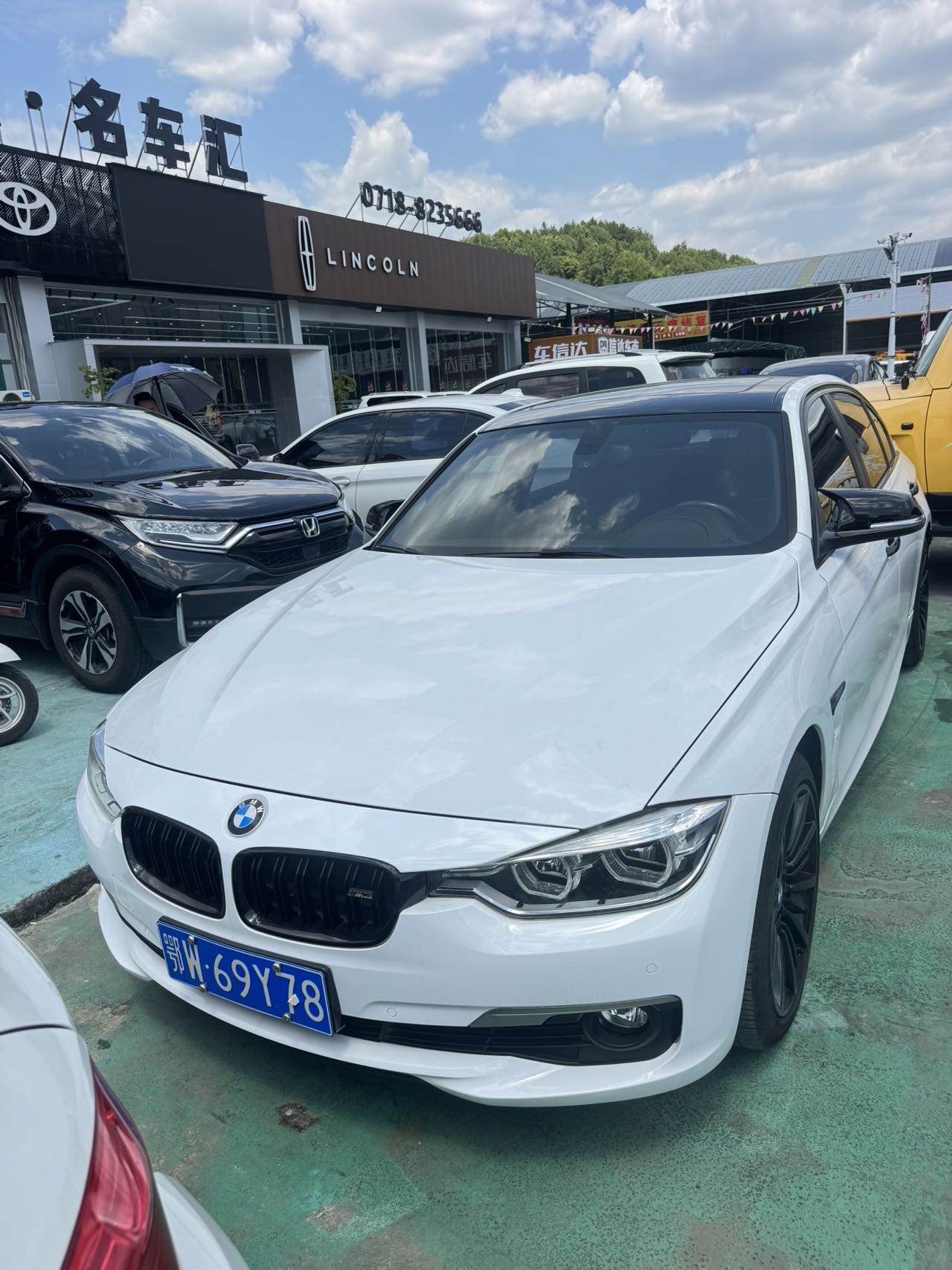 BMW 3 Series 2018 car image 