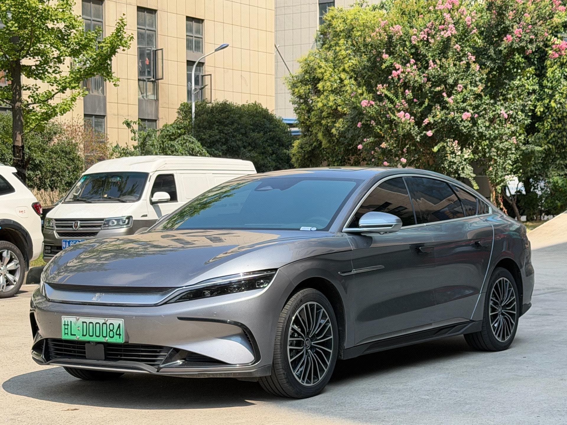 BYD Han 2024 BYD Han 2024 car image