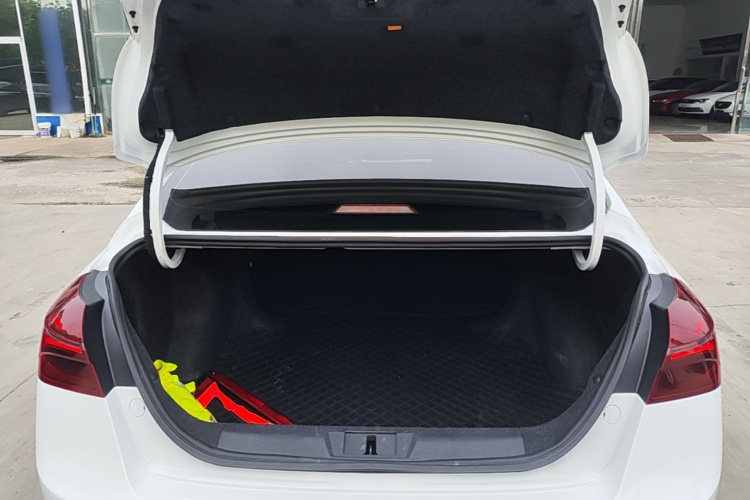 GEELY Emgrand 2020 #19 GEELY Emgrand 2020 immagine di auto #19