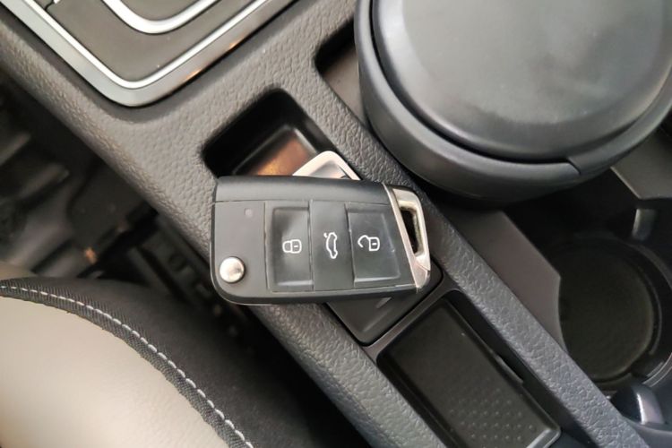 Volkswagen Golf 2017 изображение автомобиля #9