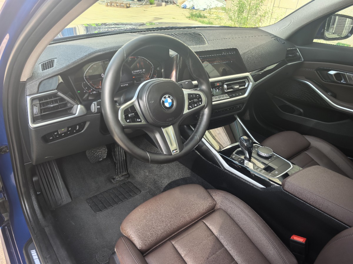 BMW 3 Series 2020 car image #6