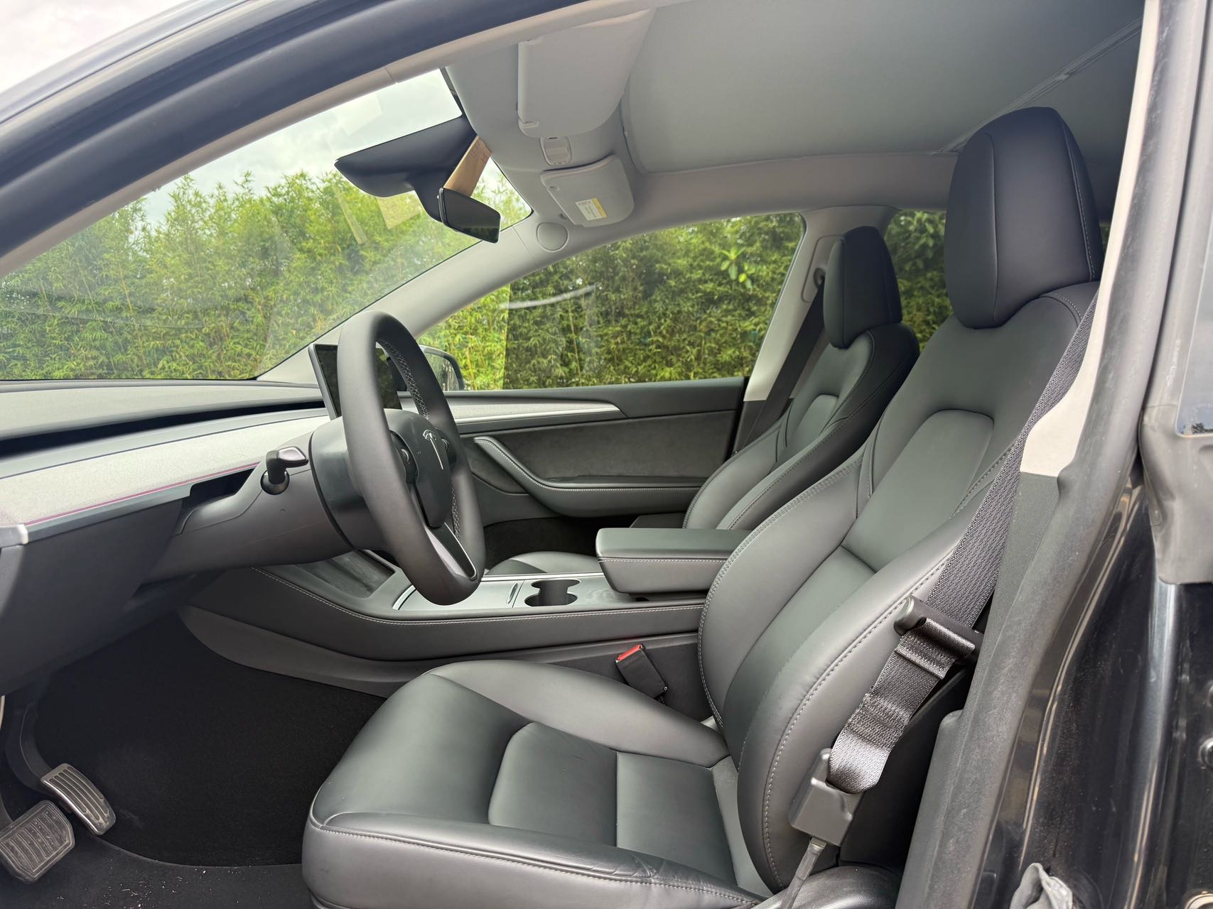 Tesla Model Y 2024 car image #4