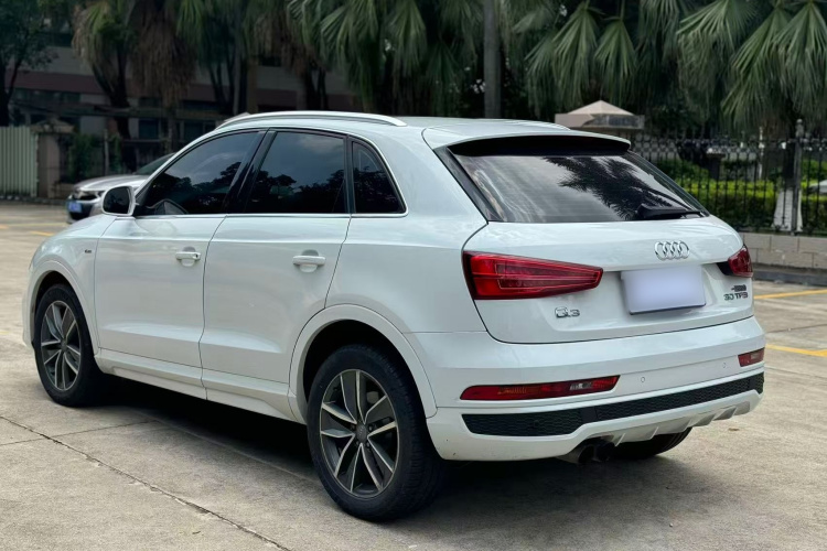 Audi Q3 2019 #8 Audi Q3 2019 car image #8