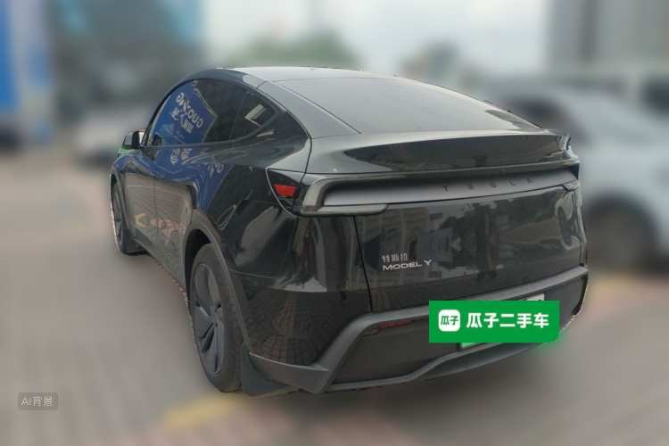Tesla Model Y 2025 #5 Tesla Model Y 2025 immagine di auto #5